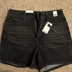 Judy Blue Black Denim Shorts 1XL